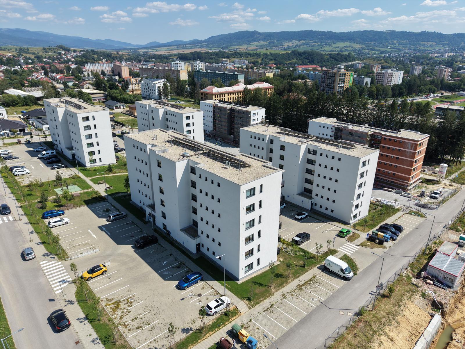 Kasárne Brezno - Júl 2026 Kasárne Brezno - Júl 2026